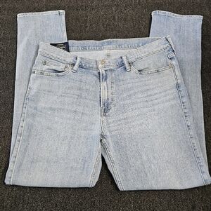 Abercrombie and Fitch Athletic Skinny  Straight Leg Jeans Women's Size 33Wx30L